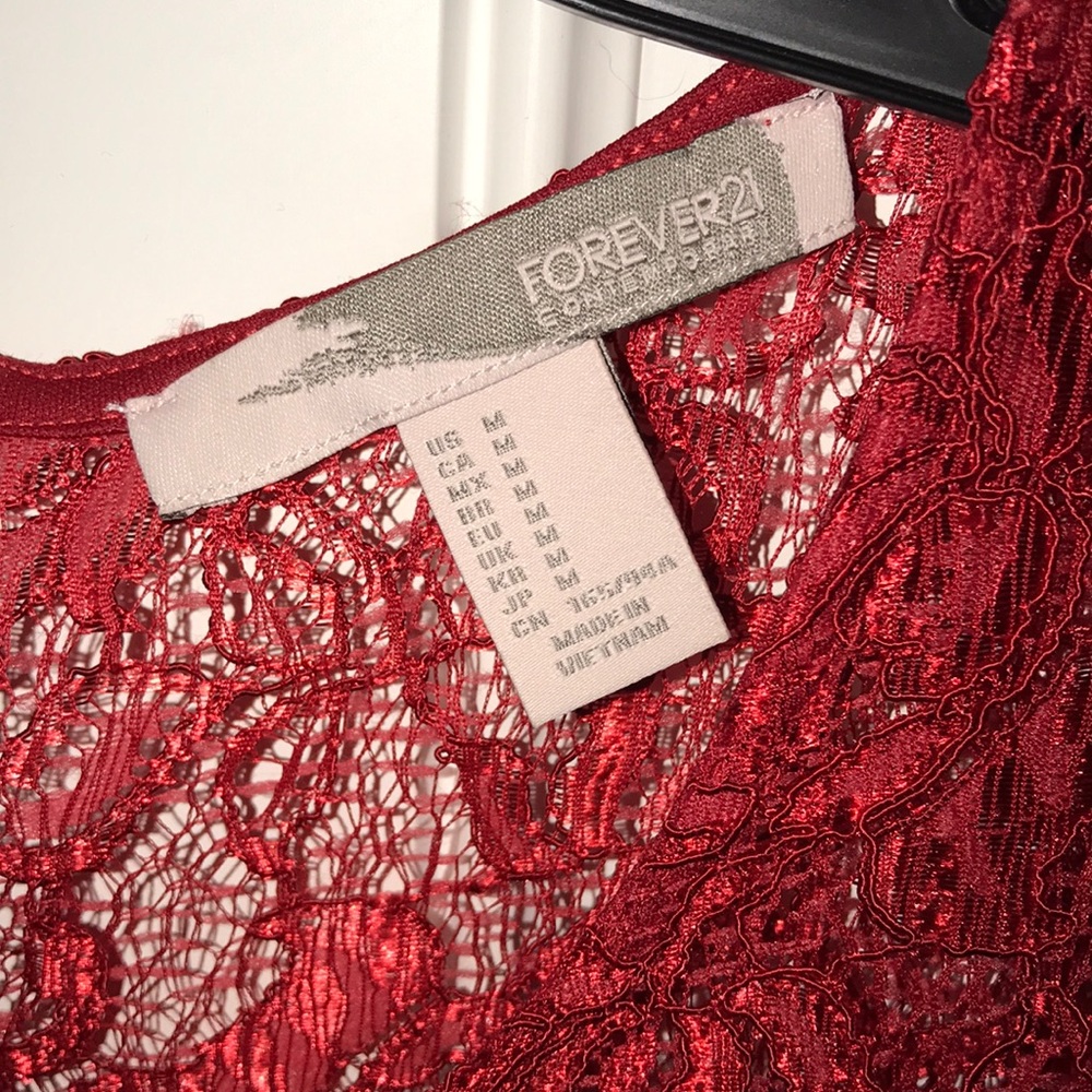 Red lace Peplum top - Picture 2 of 3